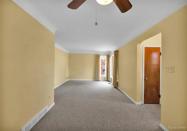 Photo 3 of Sale Pending at 141 Robindale Ave, Dearborn, MI 48128 1532 | MLS# 61024999 | Listing updated on 2026-09-01