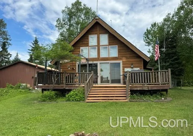 Homes for sale in Iron River, MI | 420 Midsummer Dr, Iron River, MI 49935 | MLS# 50211090