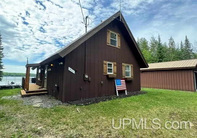Homes for sale in Iron River, MI | 420 Midsummer Dr, Iron River, MI 49935 | MLS# 50211090