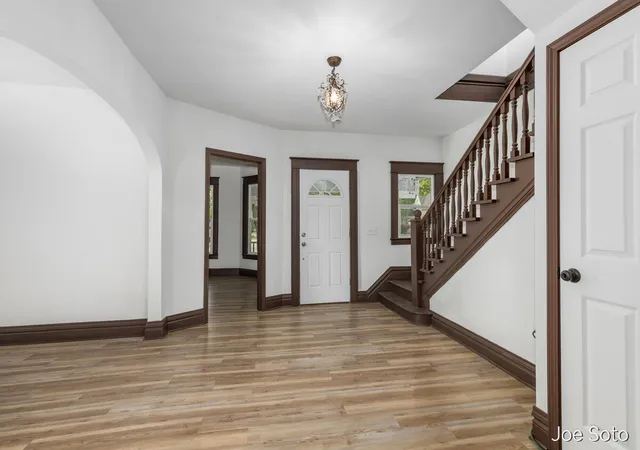 5th image of 117 E Wright Ave, Shepherd, MI 48883 | MLS# 70554261
