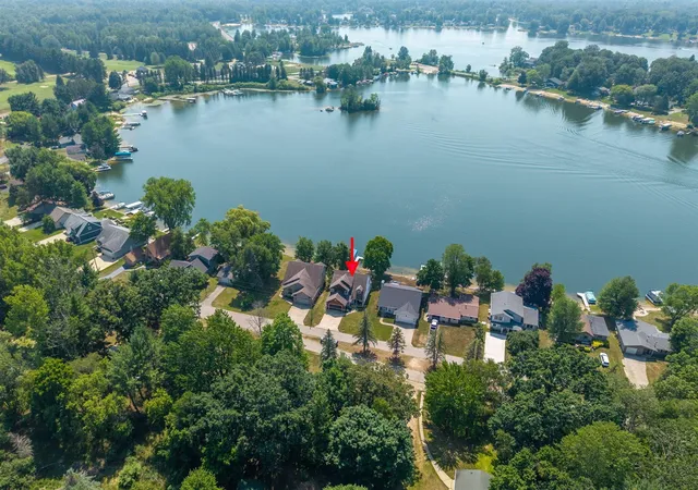 Homes for sale in Canadian Lakes, MI | 7663 Bay Meadow, Canadian Lakes, MI 49346 | MLS# 70491775