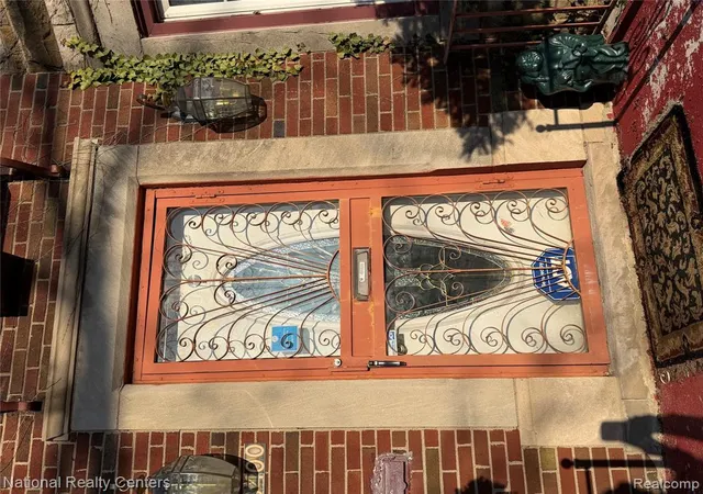 4th image of 18400 Woodingham Dr, Detroit, MI 48221 | MLS# 60983316