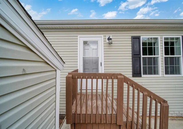 3rd image of 520 Missouri River Ct, Adrian, MI 49221 | MLS# 70551648