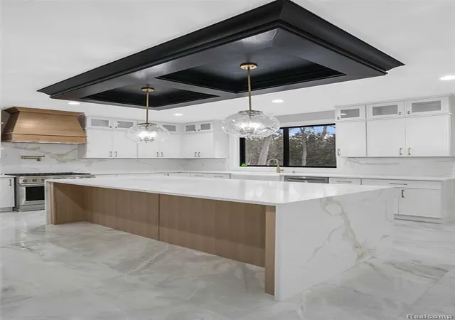 Photo 4 of Single family home for sale at 31130 Lahser, Beverly Hills, MI 48025 | MLS# 61003519 | Listing updated on 2026-08-02