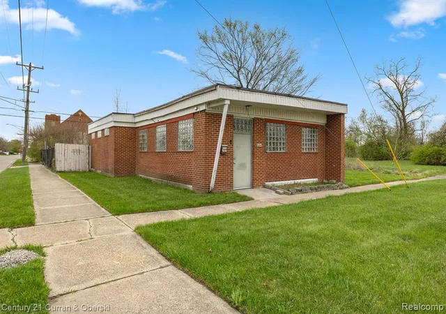 Homes for sale in Inkster, MI | 3509 Harrison St, Inkster, MI 48141 | MLS# 60948522