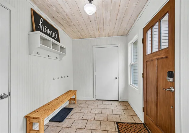 3rd image of 7241 101St Ave, South Haven, MI 49090 | MLS# 70528562