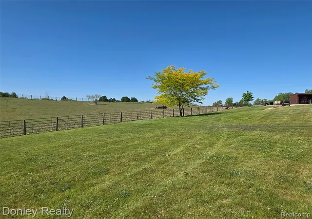 Homes for sale in Marlette, MI | 5121 Cotter Rd, Marlette, MI 48453 | MLS# 60998972