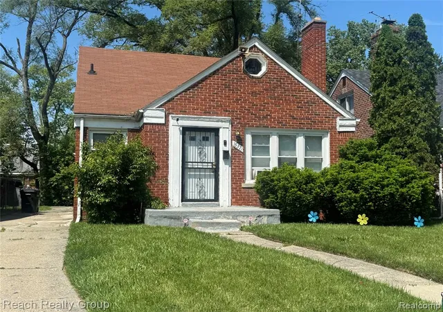 2nd image of 15371 Heyden St, Detroit, MI 48223 | MLS# 60996503