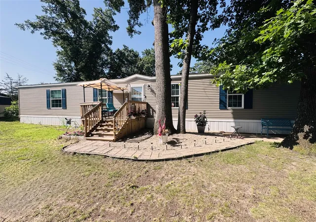 Homes for sale in Niles, MI | 2330 E Main St #31, Niles, MI 49120 | MLS# 70543333
