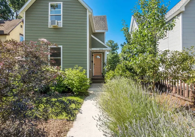Homes for sale in Traverse City, MI | 840 E Eighth St, Traverse City, MI 49686 | MLS# 80070796