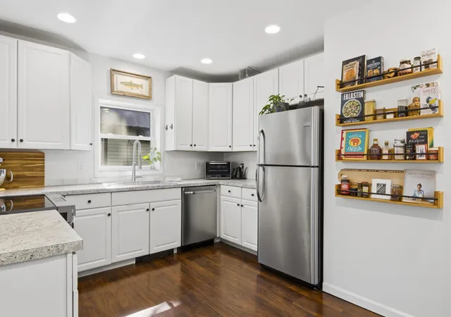 Homes for sale in Traverse City, MI | 840 E Eighth St, Traverse City, MI 49686 | MLS# 80070796