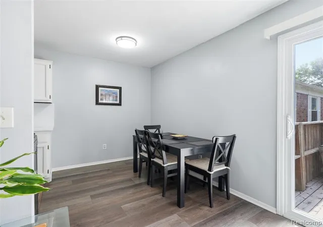 Photo 4 of Condo for sale at 23404 N Rockledge, Novi, MI 48375 | MLS# 61014045 | Listing updated on 2026-08-24
