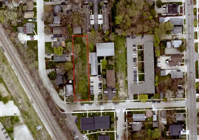 1st image of 414 Oakland Ave, Royal Oak, MI 48067 | MLS# 60209084