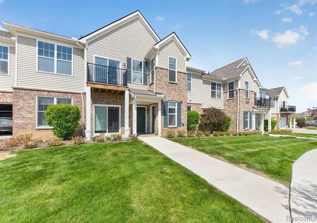 Photo 2 of Condo for sale at 9789 Ridge Run St, Howell, MI 48855 | MLS# 61009052 | Listing updated on 2026-08-23
