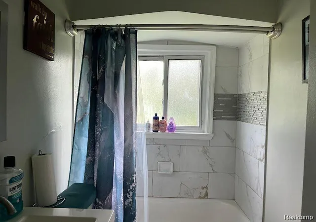 Photo 3 of Single family home for sale at 20760 Ridgedale St, Oak Park, MI 48237 | MLS# 61013356 | Listing updated on 2026-07-31