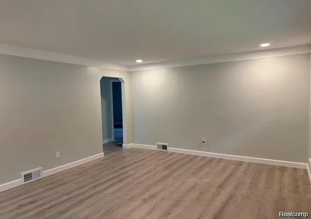 Photo 5 of Single family home for sale at 20760 Ridgedale St, Oak Park, MI 48237 | MLS# 61013356 | Listing updated on 2026-07-31