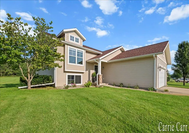 Photo 2 of Sale Pending at 9764 Hessler, Rockford, MI 49341 | MLS# 70555066 | Listing updated on 2026-08-31