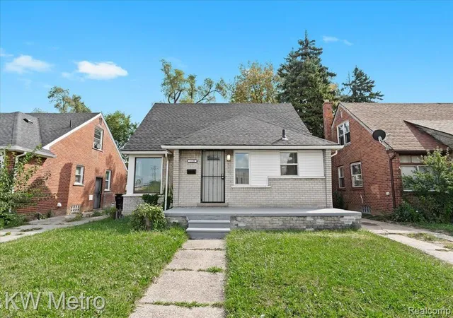 1st image of 15100 Hubbell St, Detroit, MI 48227 | MLS# 60341385