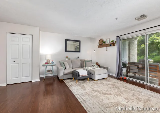 Homes for sale in Caledonia, MI | 8362 N Jasonville Ct #40, Caledonia, MI 49316 | MLS# 70540818