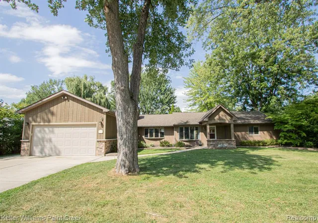 1st image of 21725 Ulrich St, Clinton Township, MI 48036 3721 | MLS# 61024055