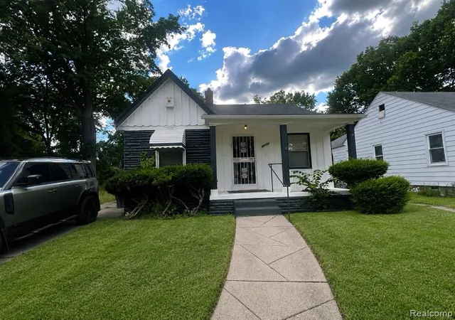 Photo 1 of Single family home for sale at 18461 Stout St, Detroit, MI 48219 | MLS# 61016364 | Listing updated on 2026-08-03