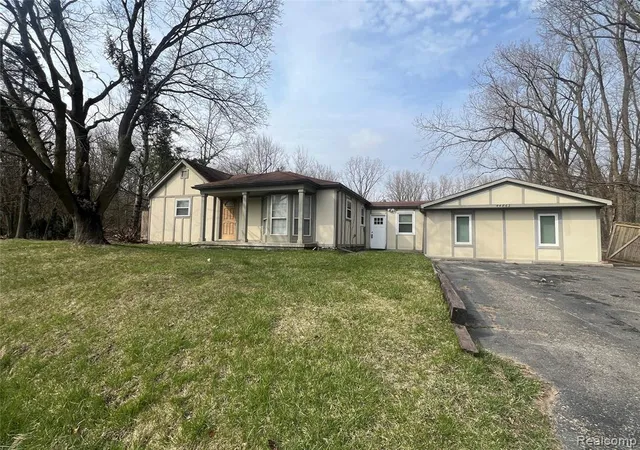 Homes for sale in Belleville, MI | 44862 Willis Rd, Belleville, MI 48111 | MLS# 60987149