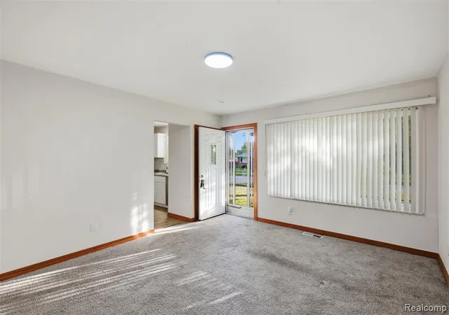 4th image of 14283 La Chene Ave, Troy, MI 48088 | MLS# 61007924