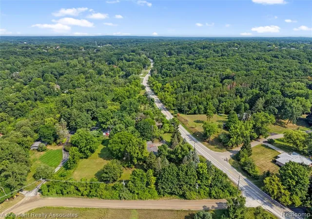 Photo 2 of Land for sale at 5260 Orion Rd, Rochester, MI 48306 | MLS# 61020165 | Listing updated on 2026-08-16