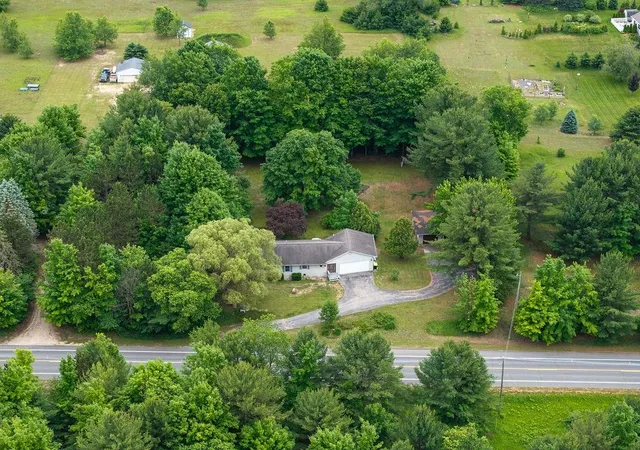 Homes for sale in Traverse City, MI | 10313 N Long Lake Rd, Traverse City, MI 49685 | MLS# 80070570