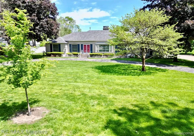 1st image of 1314 Hollywood Dr, Monroe, MI 48162 | MLS# 60996677