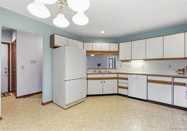 Homes for sale in Swartz Creek, MI | 4485 Virginia Ct #25, Swartz Creek, MI 48473 | MLS# 61009950