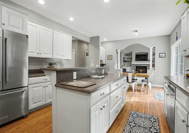 Homes for sale in Norton Shores, MI | 6400 Boulder Dr, Norton Shores, MI 49444 | MLS# 70536025