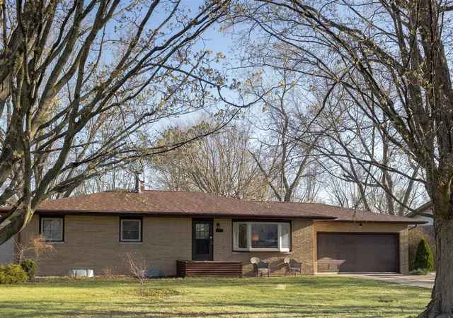 Photo 1 of Single family home for sale at 1829 Nash Dr, Saint Joseph, MI 49085 | MLS# 70520291 | Listing updated on 2026-06-03