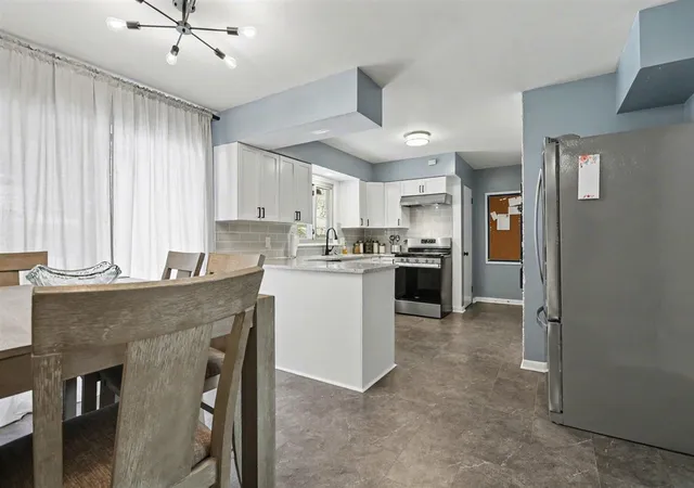 Photo 3 of Single family home for sale at 1829 Nash Dr, Saint Joseph, MI 49085 | MLS# 70520291 | Listing updated on 2026-06-03