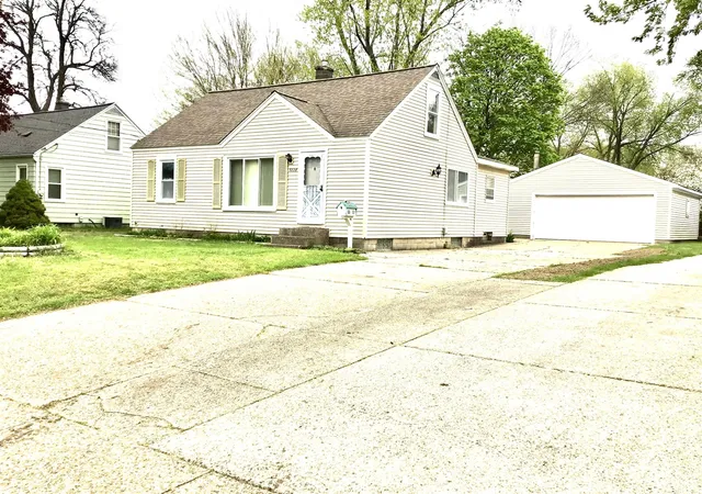 Photo 2 of Sale Pending at 3228 Taft Ave, Wyoming, MI 49519 | MLS# 70528003 | Listing updated on 2026-05-08