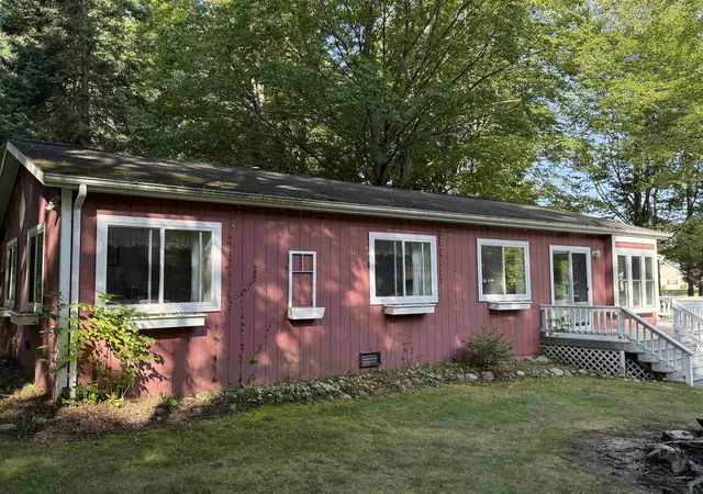 2nd image of 1473 Hillis Dr, Alger, MI 48610 | MLS# 50219213