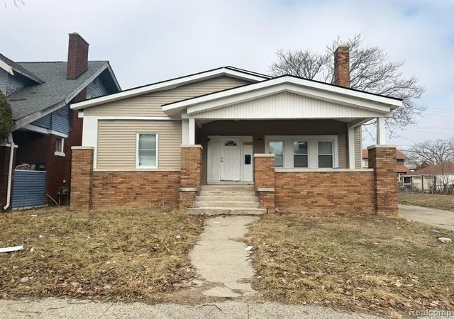 Homes for sale in Highland Park, MI | 162 Puritan St, Highland Park, MI 48203 | MLS# 60974264