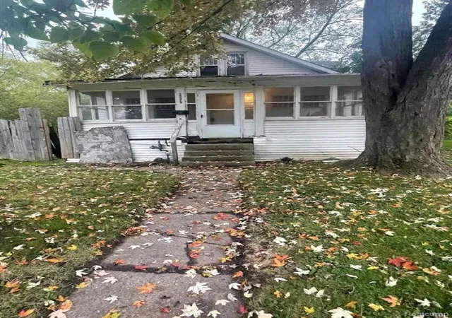 1st image of 15373 Lamphere St, Detroit, MI 48223 | MLS# 50207145