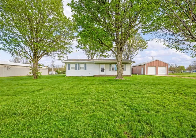 Photo 1 of Single family home for sale at 27532 May St, Edwardsburg, MI 49112 | MLS# 70529726 | Listing updated on 2026-08-26