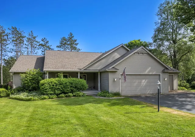 2nd image of 1546 Nightingale Ln, Kingsley, MI 49649 | MLS# 80066738