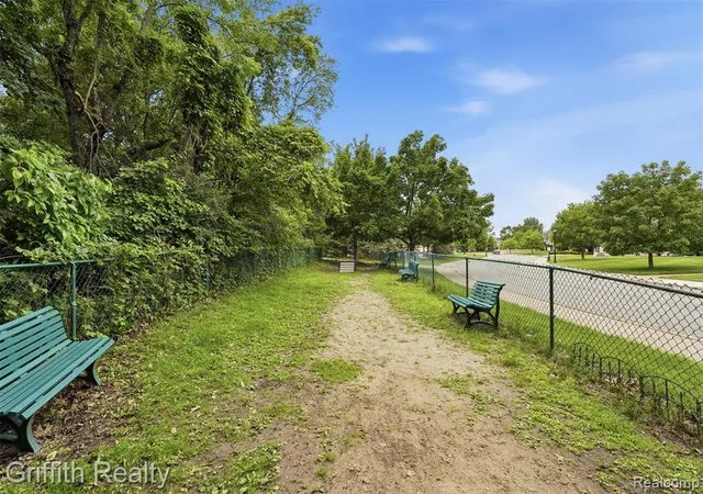 Homes for sale in Brighton, MI | 4271 Deeside Dr, Brighton, MI 48116 | MLS# 61005937