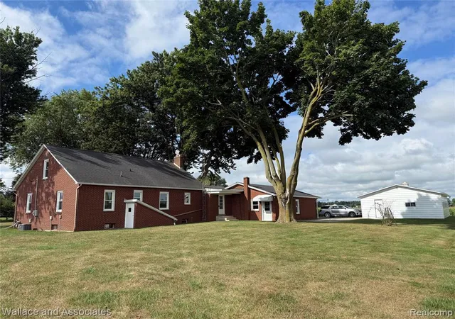 2nd image of 365 E Peck Rd, Peck, MI 48466 | MLS# 61022292