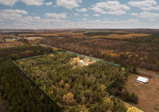3rd image of 960 E 32 Rd, Boon, MI 49618 | MLS# 80068522