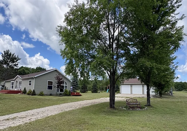 Homes for sale in Luther, MI | 4395 N Raymond Rd, Luther, MI 49656 | MLS# 70521439