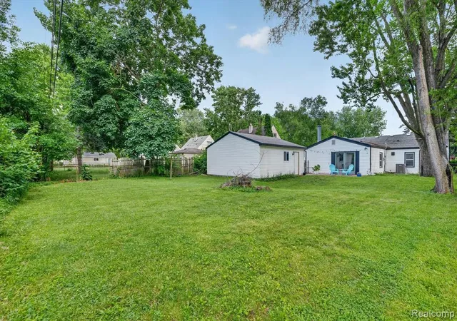 Homes for sale in Garden City, MI | 32326 Florence St, Garden City, MI 48135 | MLS# 60999738
