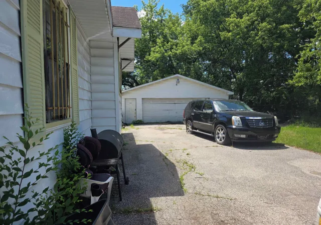 Homes for sale in Saginaw, MI | 4134 Fulton St, Saginaw, MI 48601 | MLS# 50212407