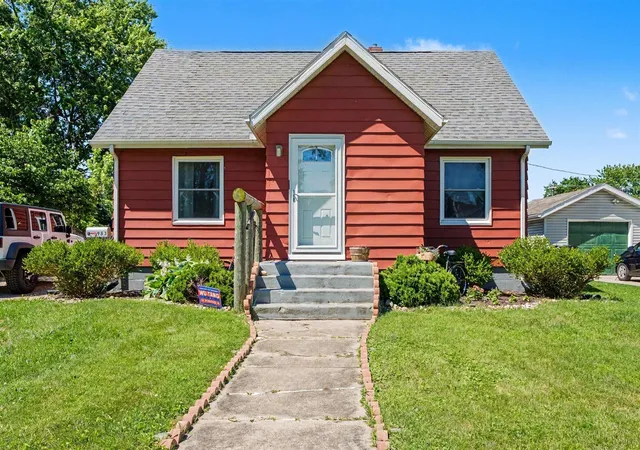Photo 1 of Sale Pending at 1983 Lewis Dr, Niles, MI 49120 | MLS# 70548883 | Listing updated on 2026-09-14