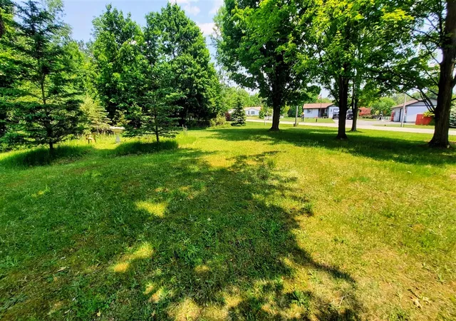2nd image of 8 Acres, 3rd St, Onekama, MI 49675 | MLS# 70552850