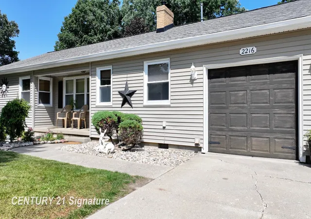 Homes for sale in Burton, MI | 2216 Cashin St, Burton, MI 48509 | MLS# 50214356