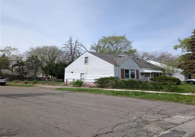 2nd image of 20505 Hamburg St, Detroit, MI 48205 | MLS# 60988239
